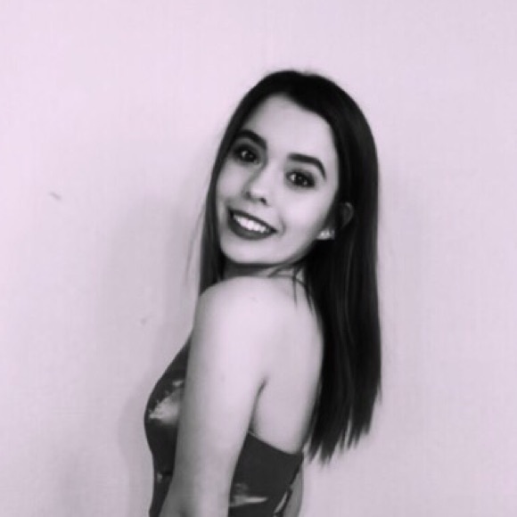 oliviaa01852